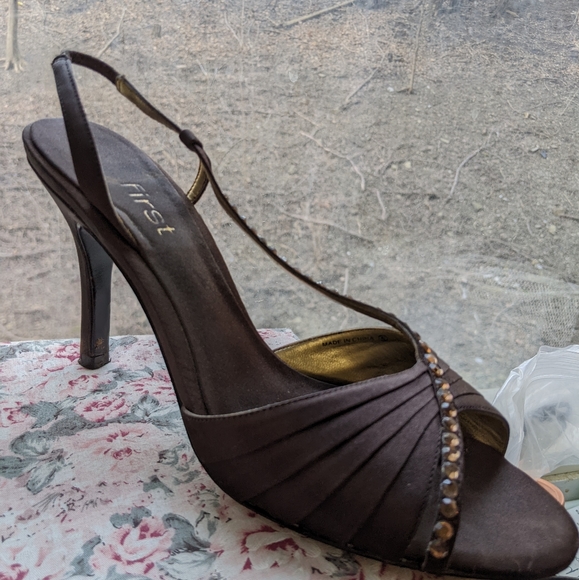 Bronze Satin Rhinestone Slingback Heels First Footwear size 7 - Picture 1 of 4